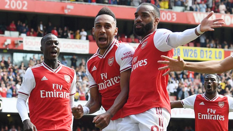 Un concurso entre el Arsenal y el Liverpool